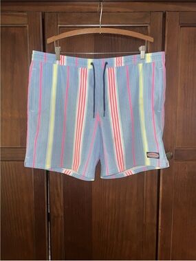 Vineyard Vines Chappy Swim Trunks L Blue Pink Deck Stripe Performance Stretch